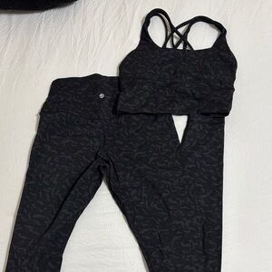 Black Camouflage Sports Bra and Leggings Set